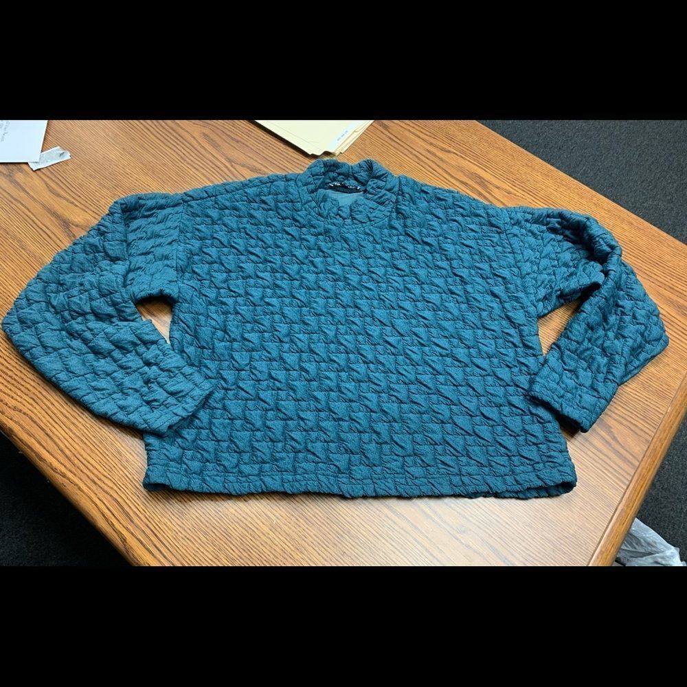 Zara Teal Quilted Stretch Top sz L EUC